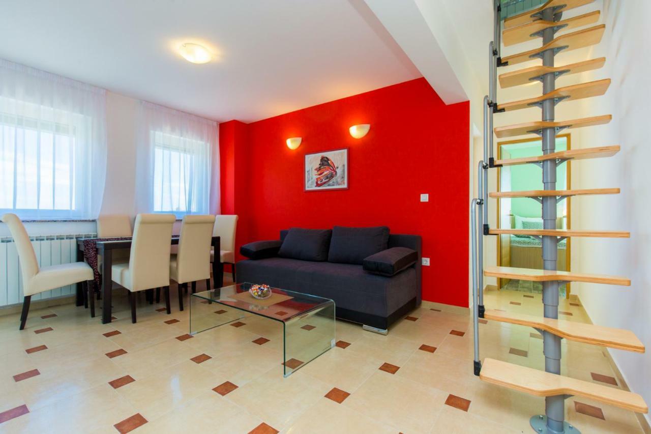 Luxury Apartments Kostrena With Pool Extérieur photo