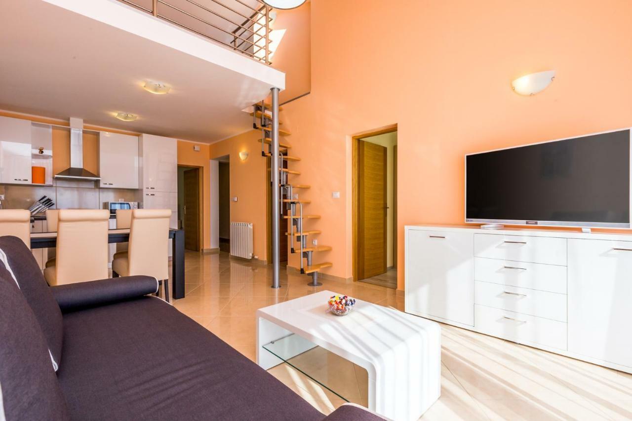 Luxury Apartments Kostrena With Pool Extérieur photo