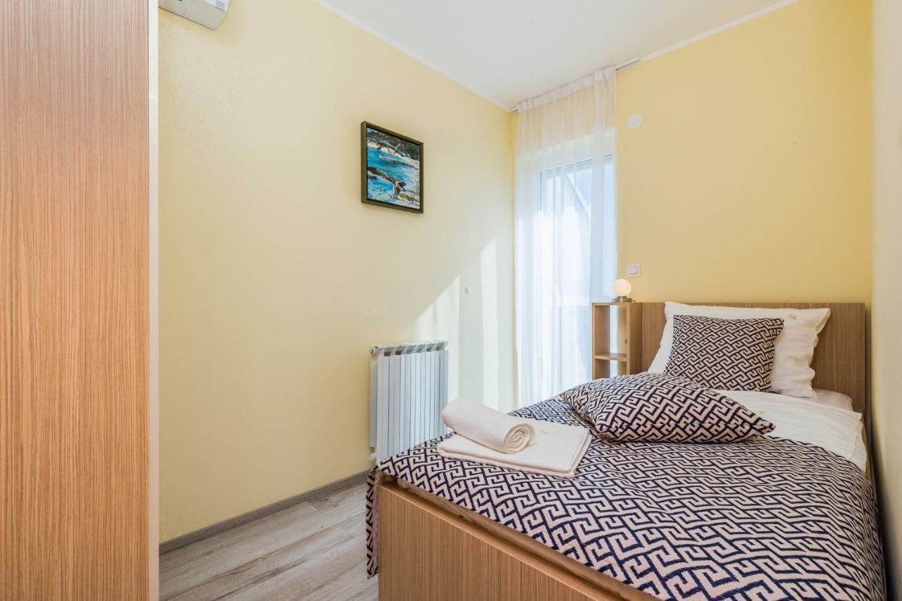 Luxury Apartments Kostrena With Pool Extérieur photo