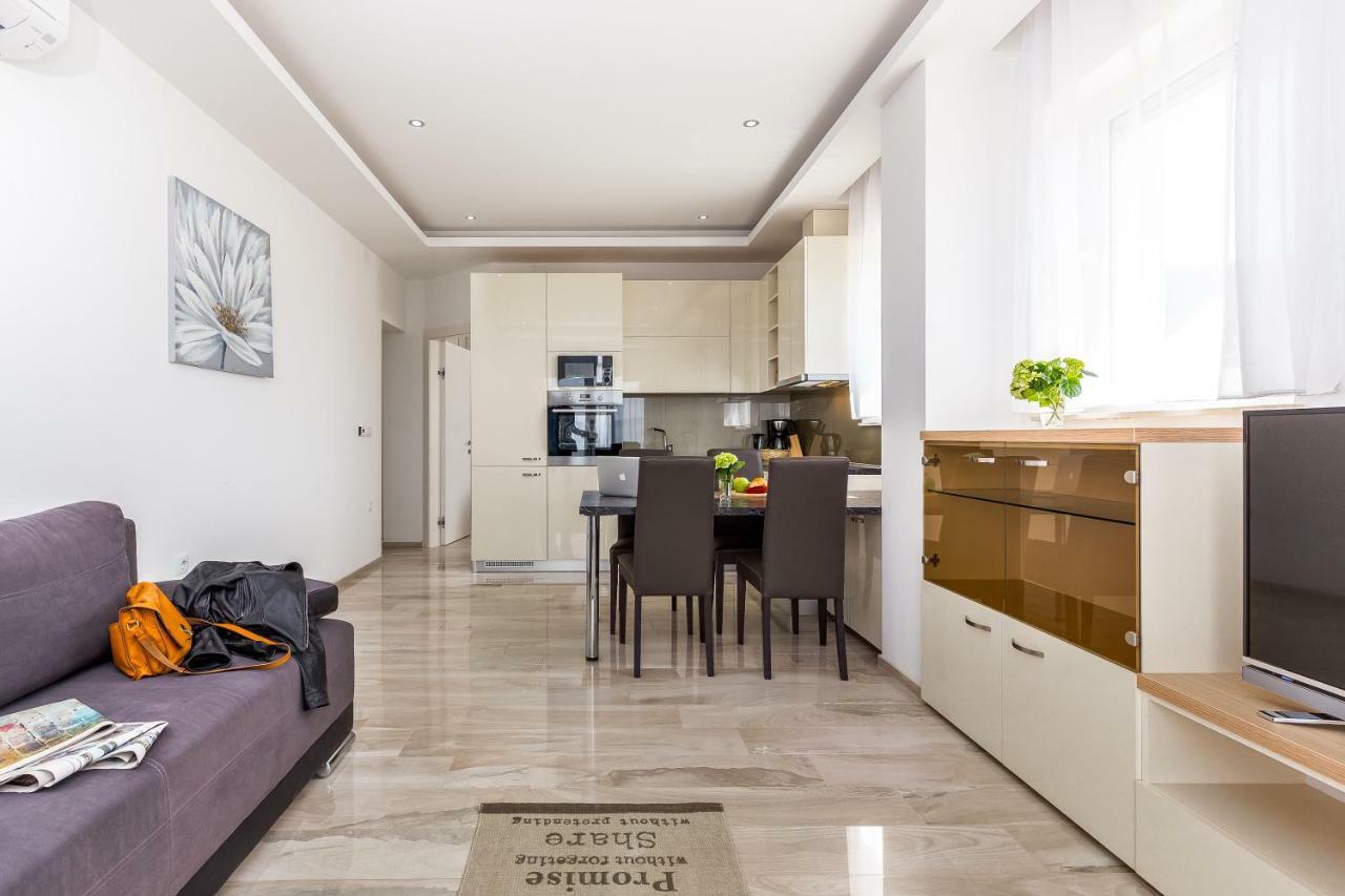 Luxury Apartments Kostrena With Pool Extérieur photo
