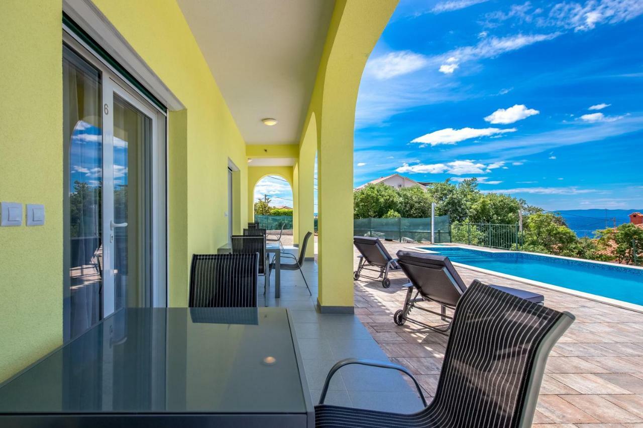 Luxury Apartments Kostrena With Pool Extérieur photo