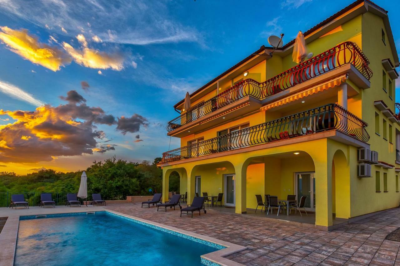 Luxury Apartments Kostrena With Pool Extérieur photo