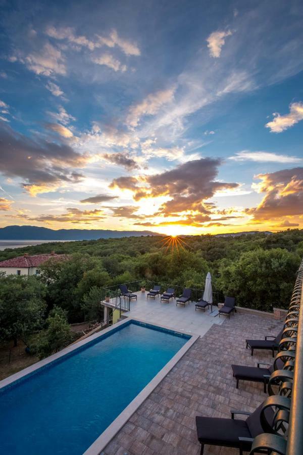 Luxury Apartments Kostrena With Pool Extérieur photo