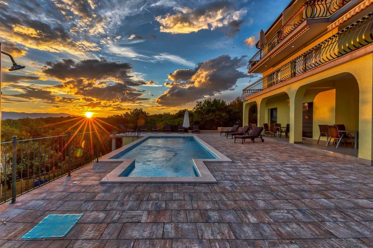 Luxury Apartments Kostrena With Pool Extérieur photo